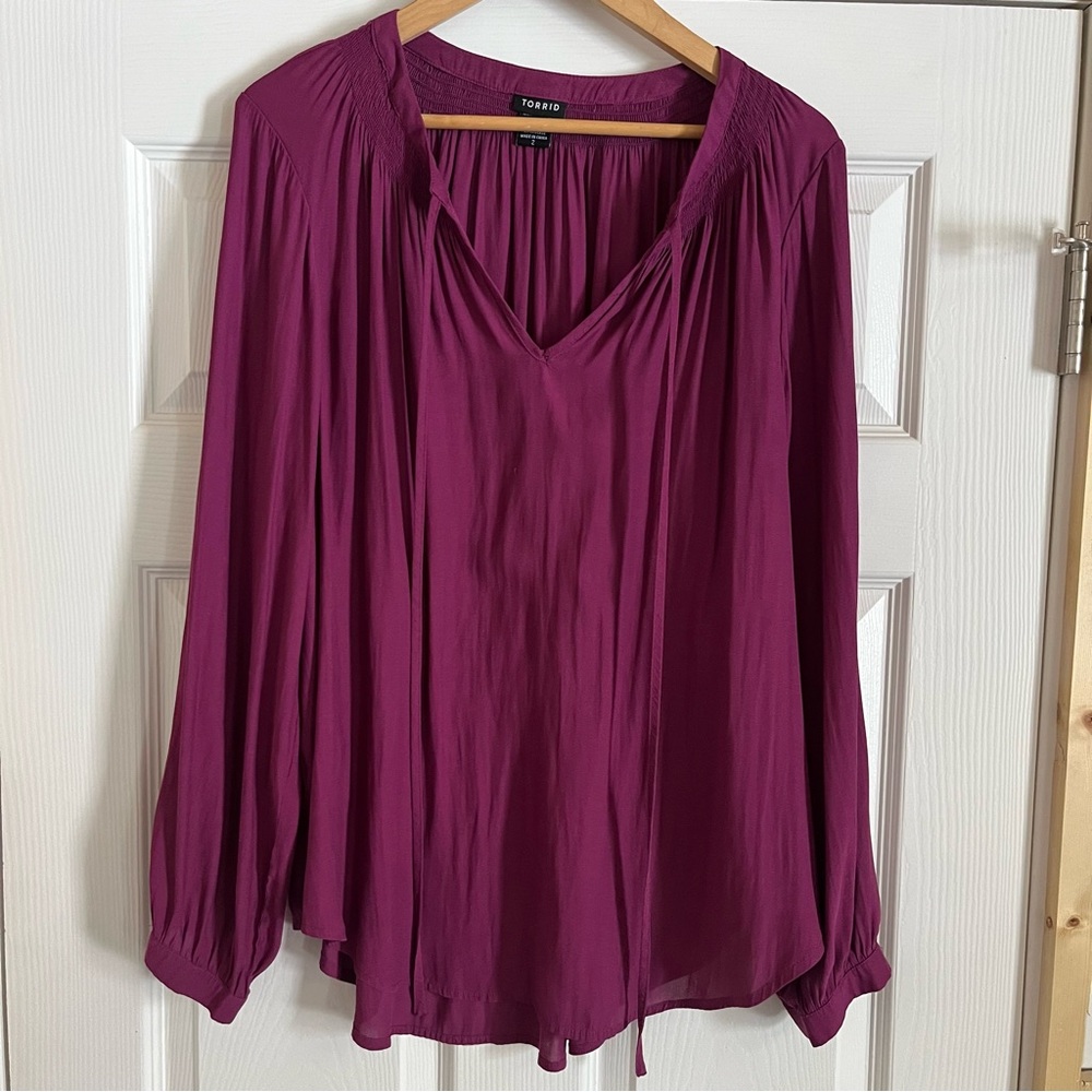 Torrid 2 Women's Plum V-Neck Blouse